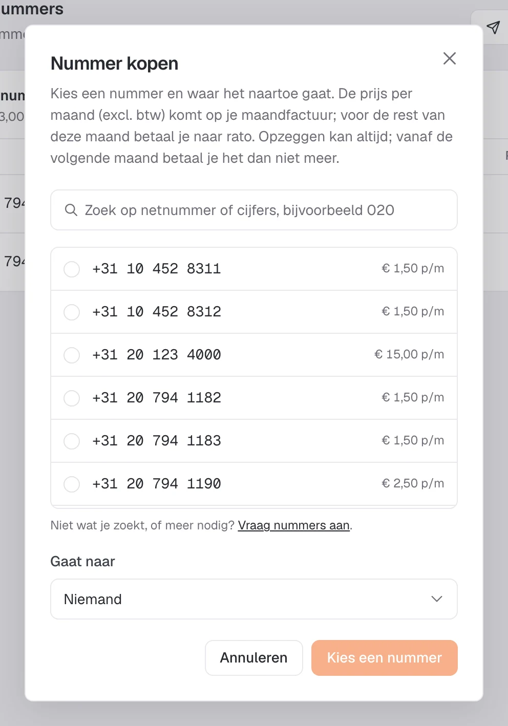 Het venster Nummer kopen: zoeken op netnummer, een nummer kiezen met prijs per maand, en de bestemming.